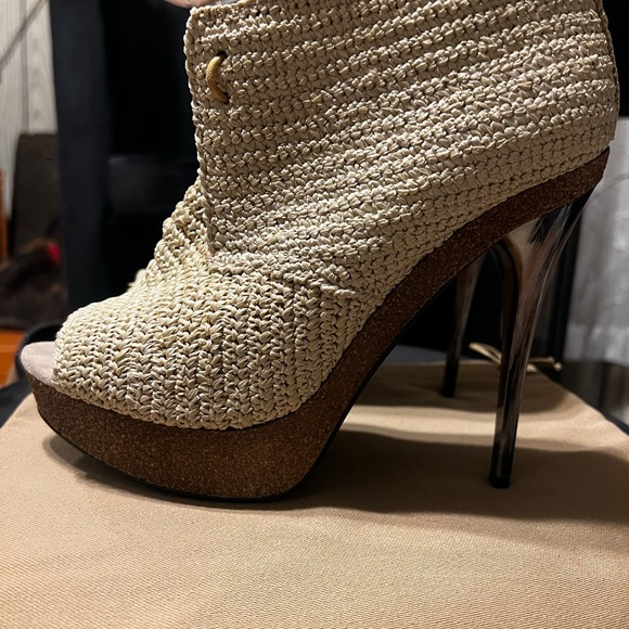 Burberry English Icons Darfield RAF 100 Peep Show Desert Bootie EU 39.5 - Picture 6 of 9